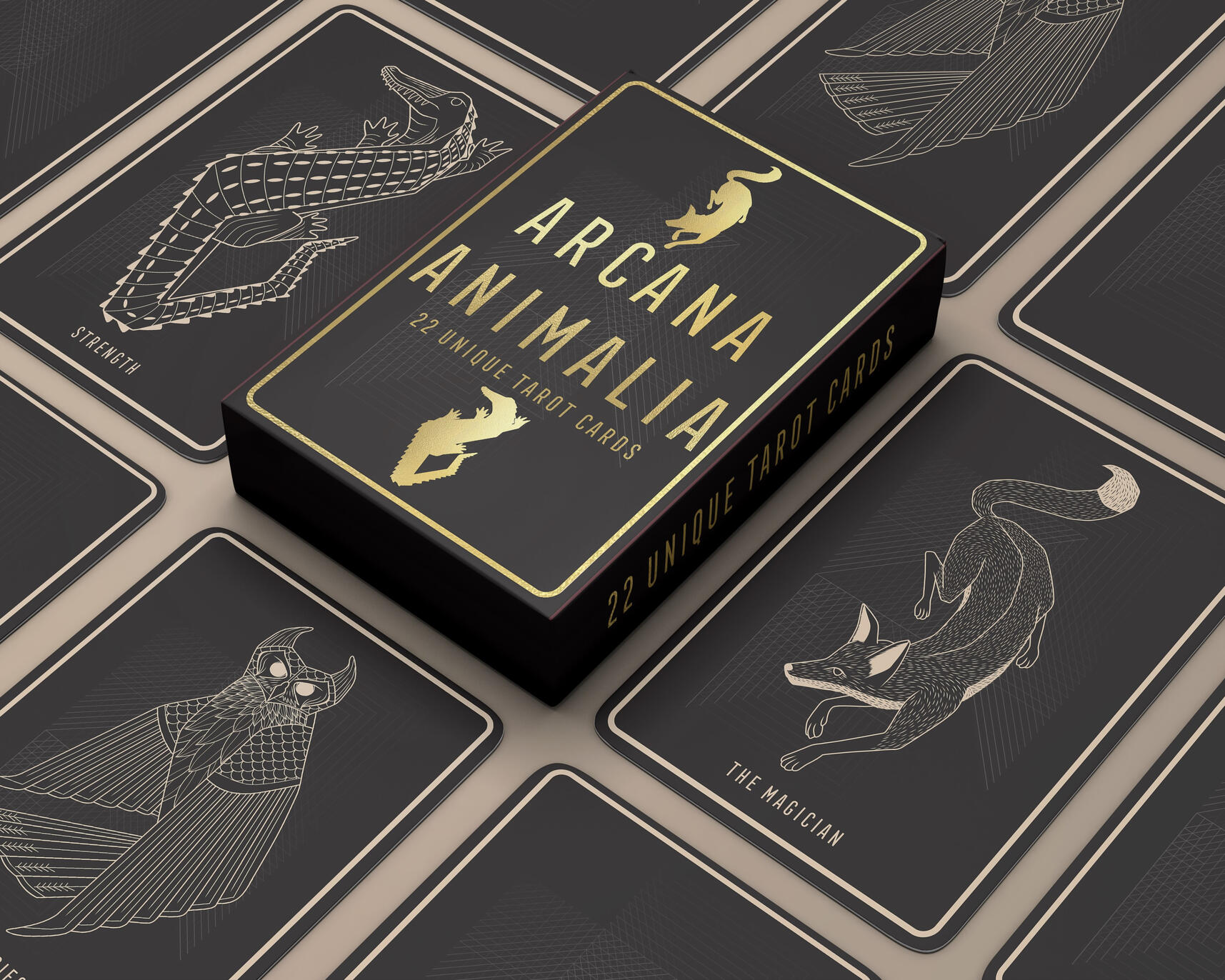 "ARCANA ANIMALIA" TAROT CARD SET